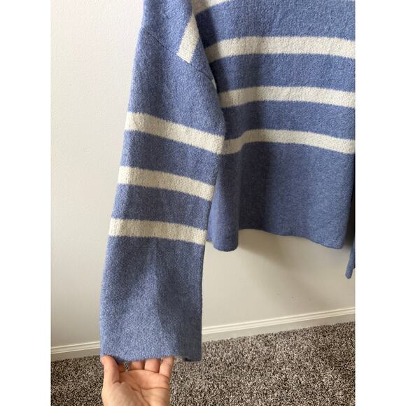 John + Jenn Everett sweater women's size medium - Picture 8 of 8